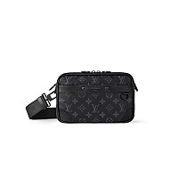 LV-M31069 루이비통 화이트 타이가라마 알파 메신저 24cm