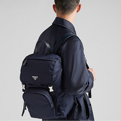 PRADA-2VZ135 프라다 블랙 리나일론 테수토 백팩 27cm