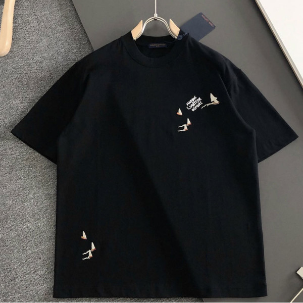 LOUIS VUITTON-04116 루이비통 2026SS 봄/여름 최신 크루넥 패션 반팔 티셔츠