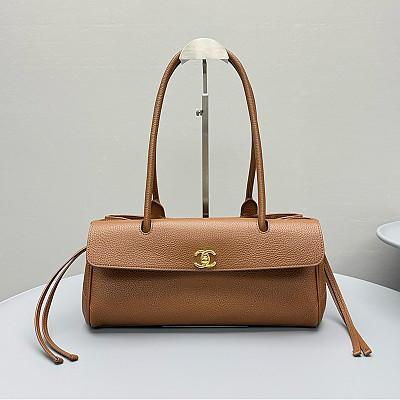 [스페셜오더]CHANEL- AS6288 샤넬 2026 신상 이스트 웨스트 바게트백 스몰 오크