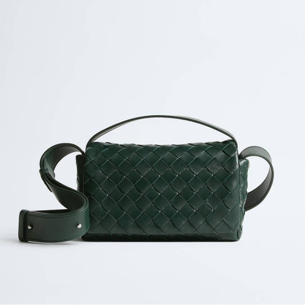 [스페셜오더]BOTTEGA VENETA-857931 보테가 베네타 인트레치아토 미니 백 플랩백 올리브 그린