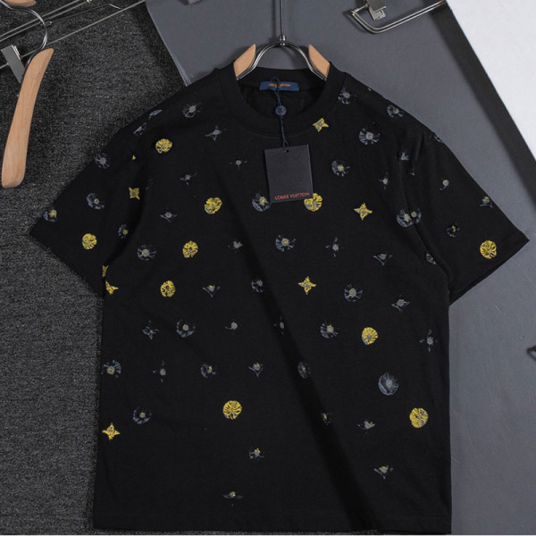 LOUIS VUITTON-06083 루이비통 2026SS 남성용 티셔츠(2컬러)