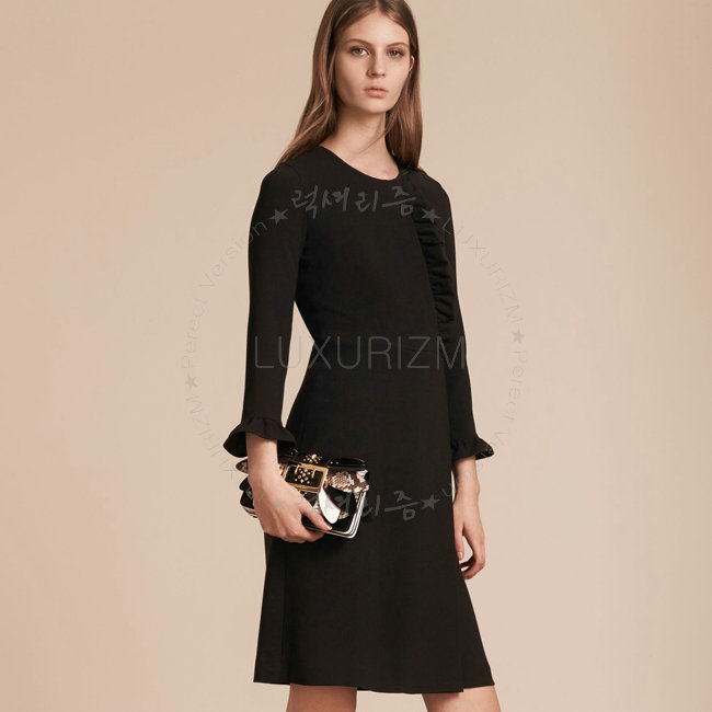 burberry-1102-001.jpg