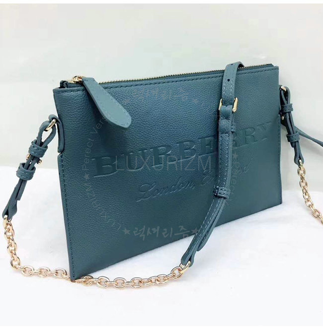 burberry4-1102-003.jpg