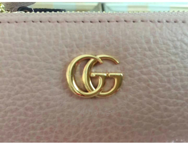 gucci-1115-006.jpg