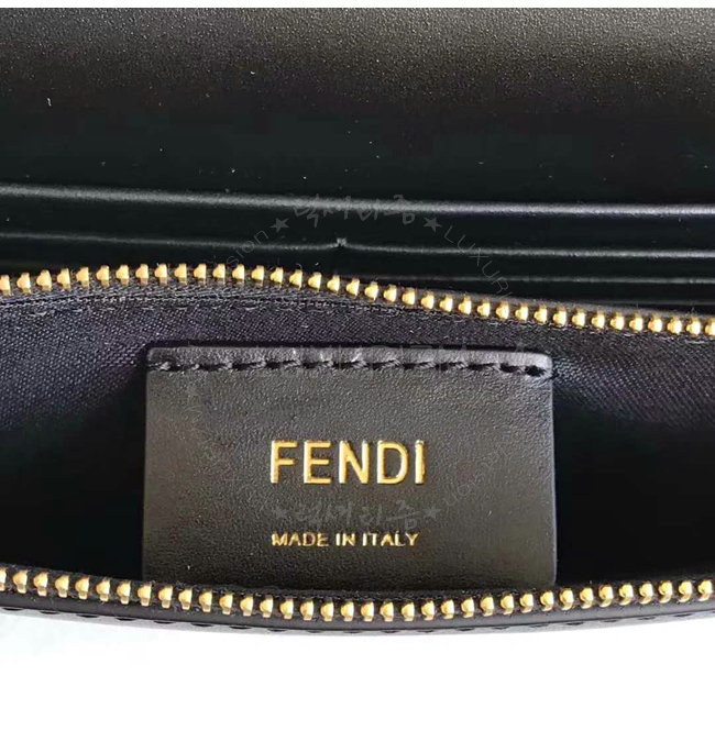 fendi11-1219-0010.jpg