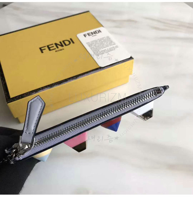 fendi3-1220-004.jpg