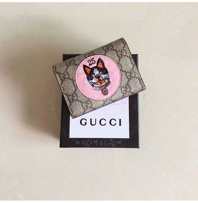 gucci-0102-001.jpg