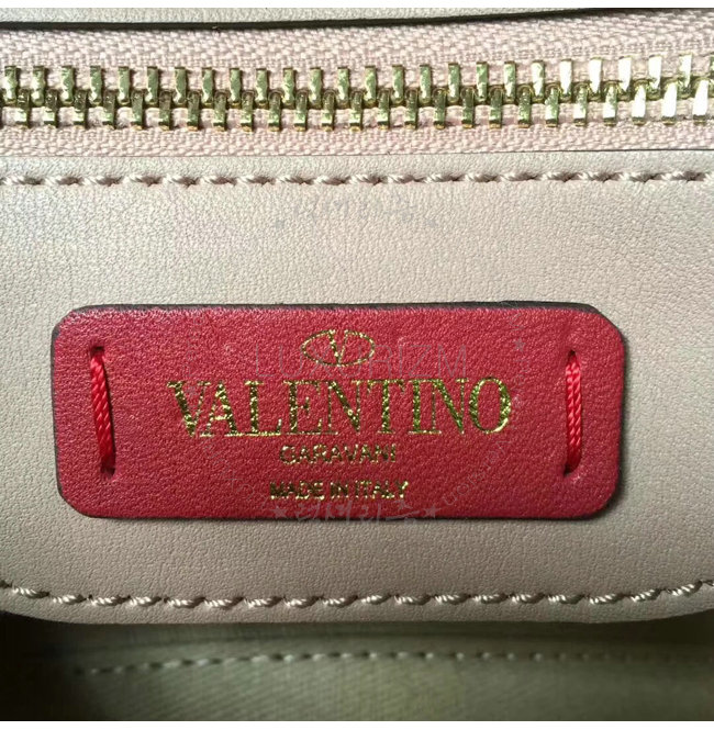 valentino1-0113-0010.jpg