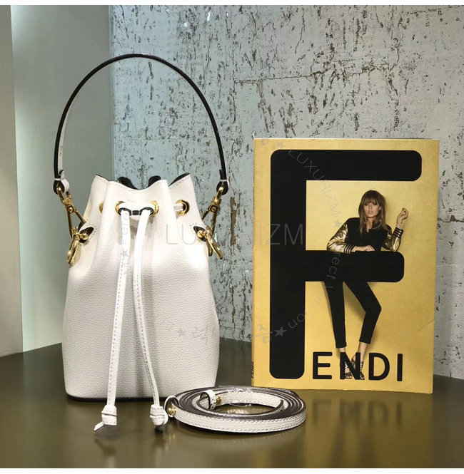 fendi1-0123-003.jpg