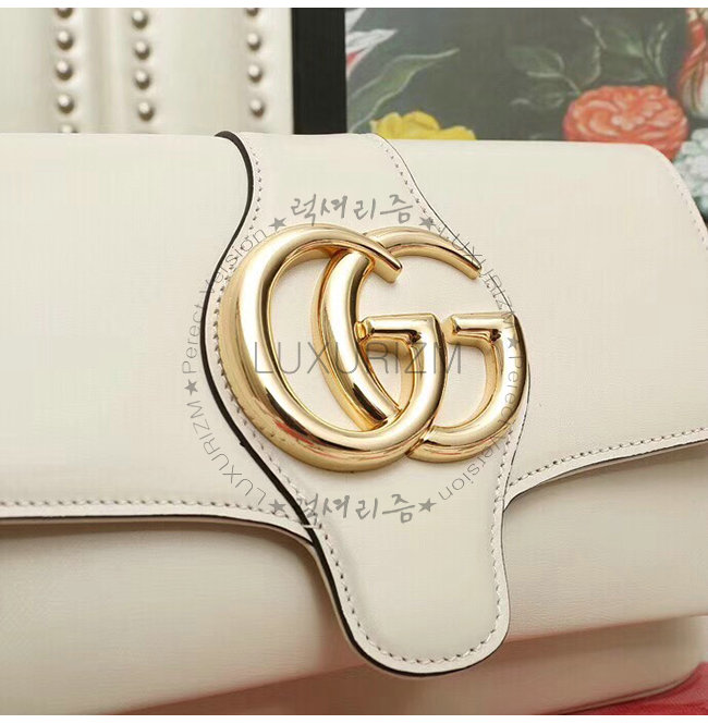 gucci-1115-007.jpg