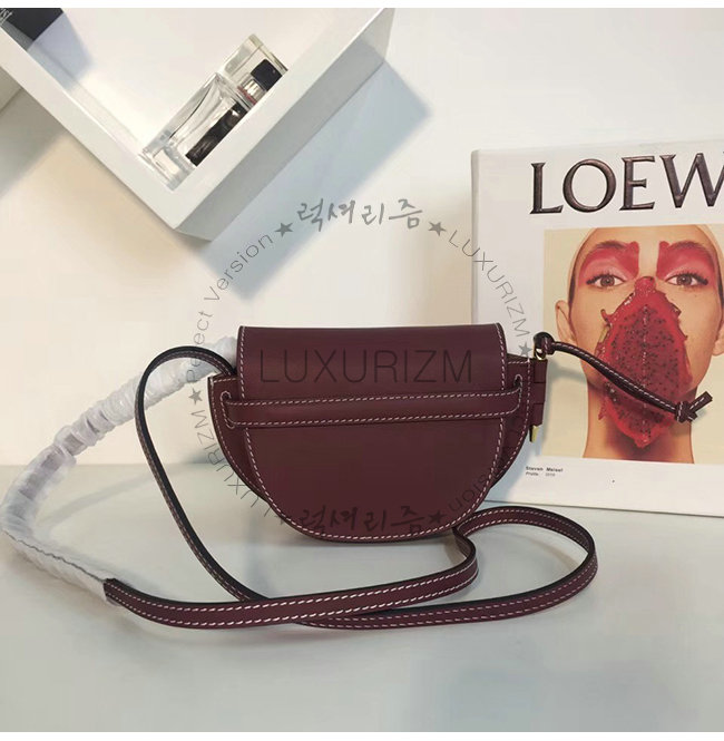 loewe4-1122-004.jpg