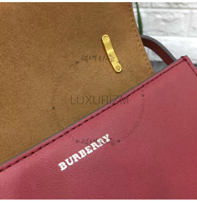 burberry2-1208-009.jpg