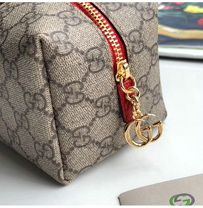 gucci1-1225-005.jpg