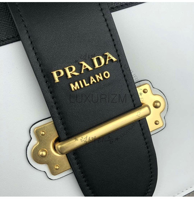 prada3-1229-007.jpg