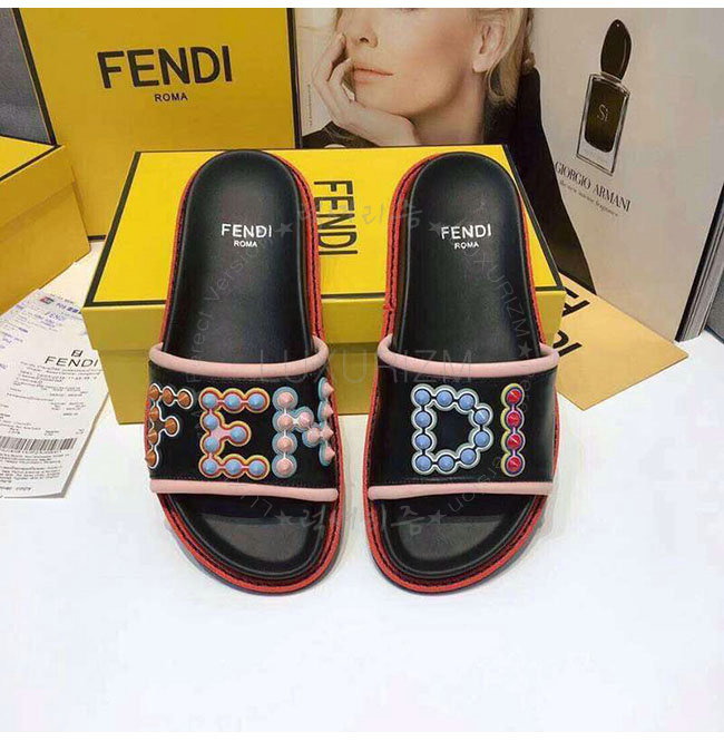 fendi3-0206-6.jpg