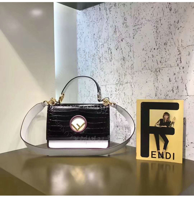 fendi-0307-002.jpg