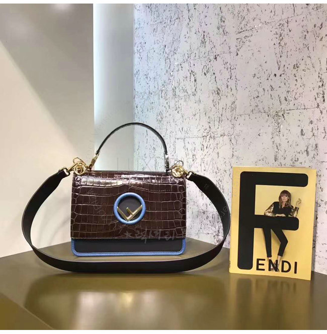 fendi1-0307-002.jpg