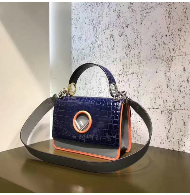 fendi2-0307-003.jpg