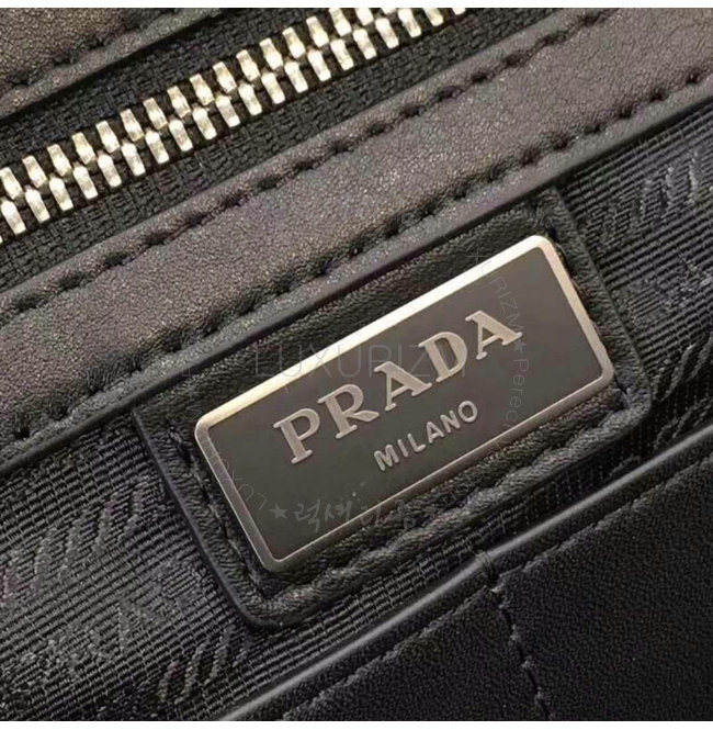 prada-0312-0010.jpg