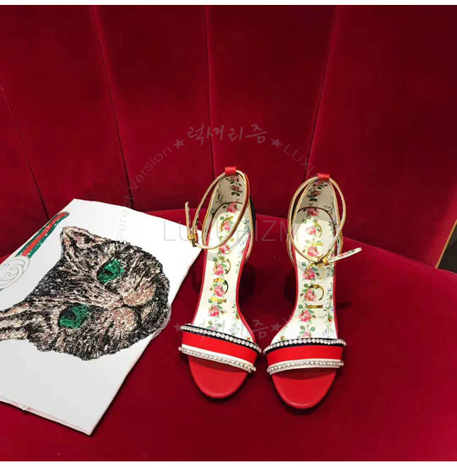 gucci-0313-002.jpg