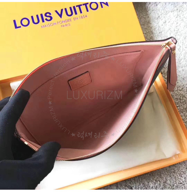 louisvuitton-0328-007.jpg