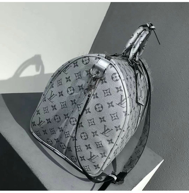 louisvuitton4-0411-002.jpg