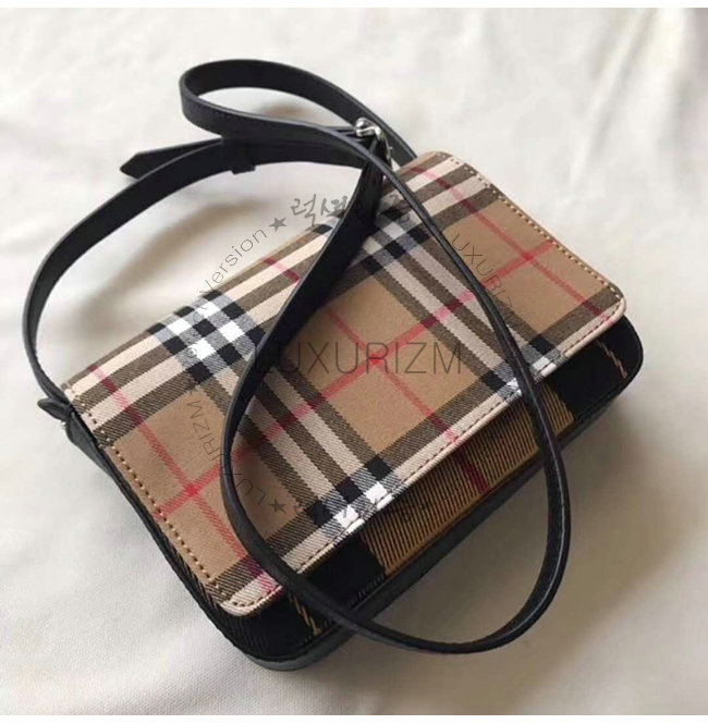 burberry1-0621-004.jpg