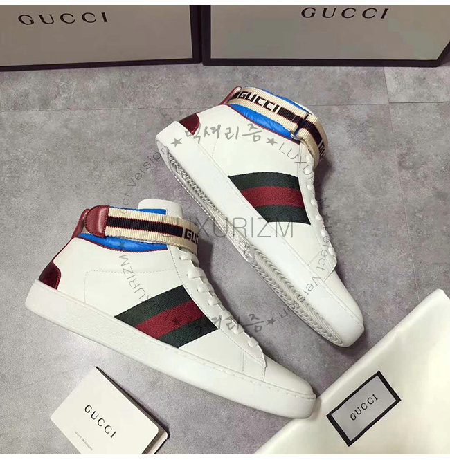 gucci-0821-005.jpg