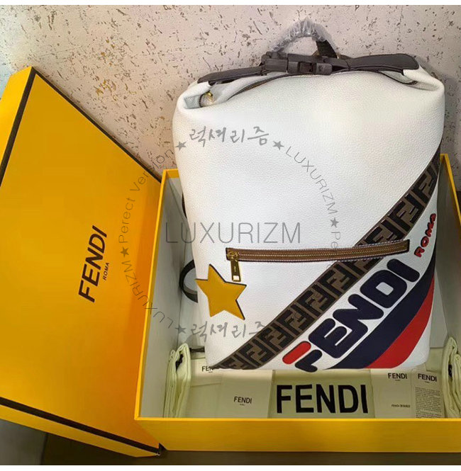 fendi1-0111-003.jpg